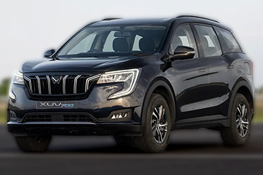 XUV 700